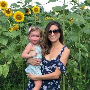 Meet your Posher, Dana